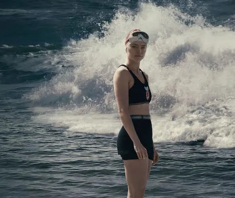 Young Woman and the Sea - Daisy Ridley