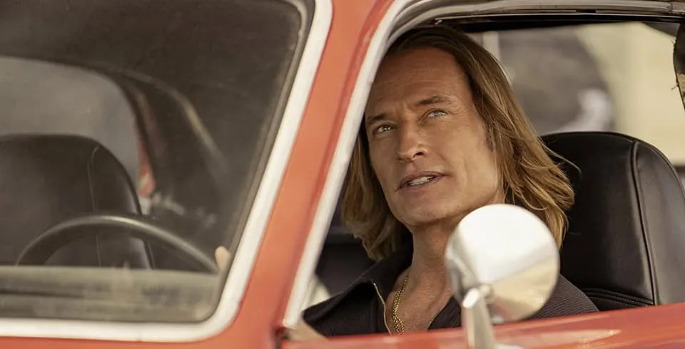 Rachel Hilson and Josh Holloway in Duster