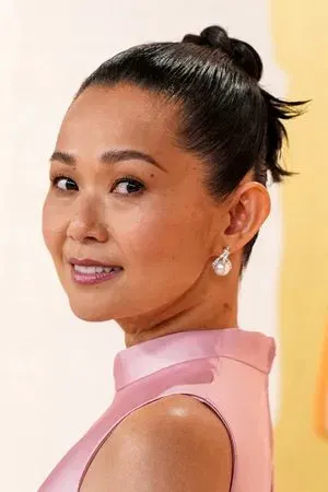 Hong Chau is an American actress whose career began in television. She had guest roles on numerous programs such as NCIS (2003 - 2025) and How I Met Your Mother (2005 - 2014), before making her film debut in Inherent Vice (2014). She received critical acclaim and a Golden Globe nomination for her supporting role in Downsizing (2017), as well as an Academy Award nomination for her work in The Whale (2021).