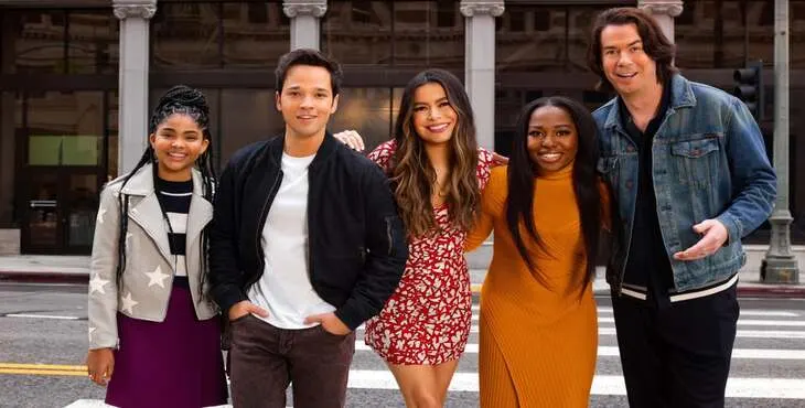 iCarly reboot cast