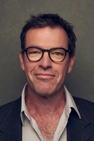 Director: Mark Mylod
Mark Mylod is a British film director and producer, who began his career directing English comedy series such as Shooting Stars (1993 - 1997) and The Fast Show (1994 - 1997).